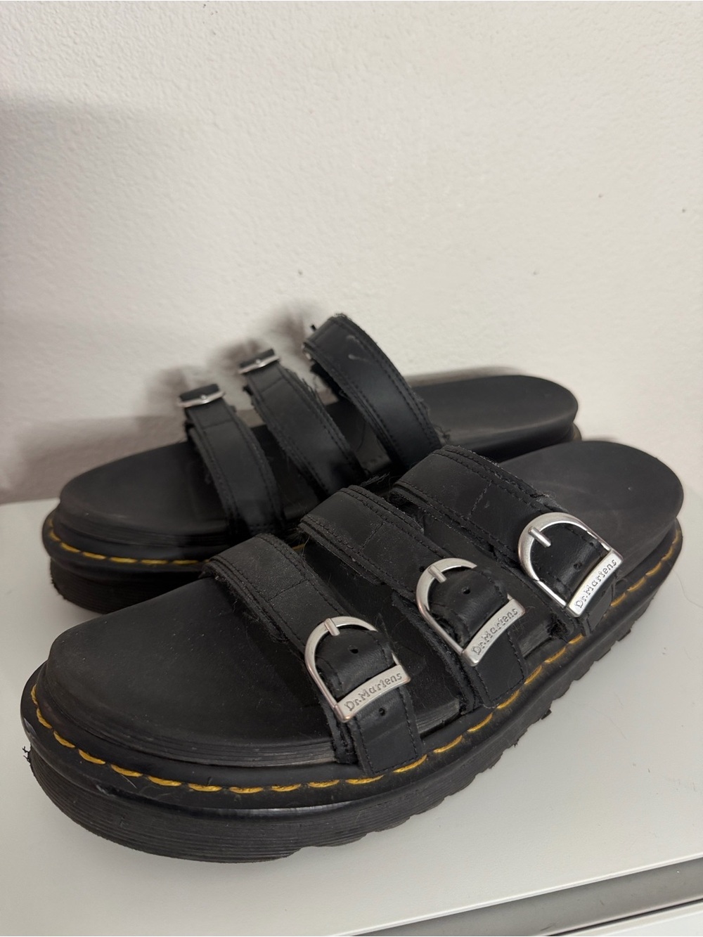 Dr. Martens Blaire Leather Slide Sandals - Black size 9  - AS IS